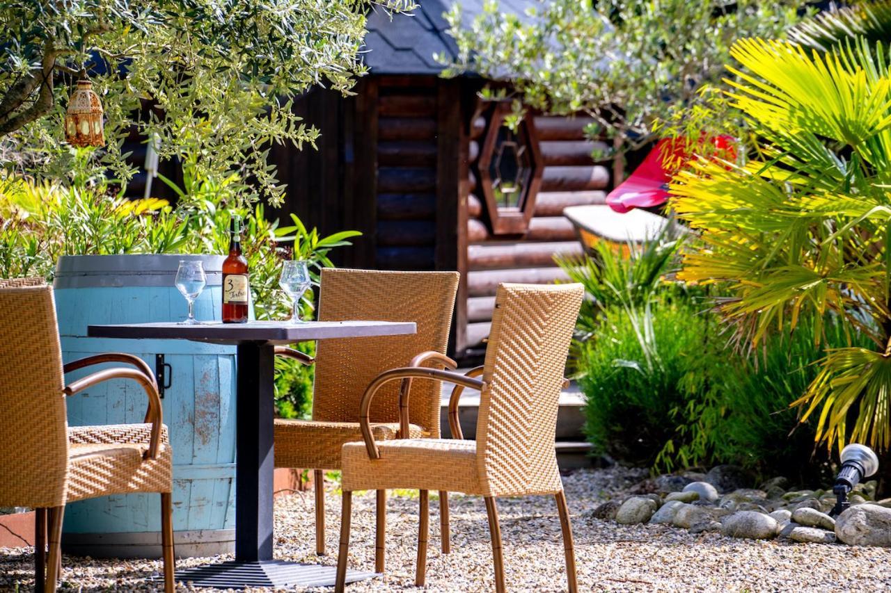 Le Bassin Du Tertre Bed & Breakfast Fronsac  Ngoại thất bức ảnh